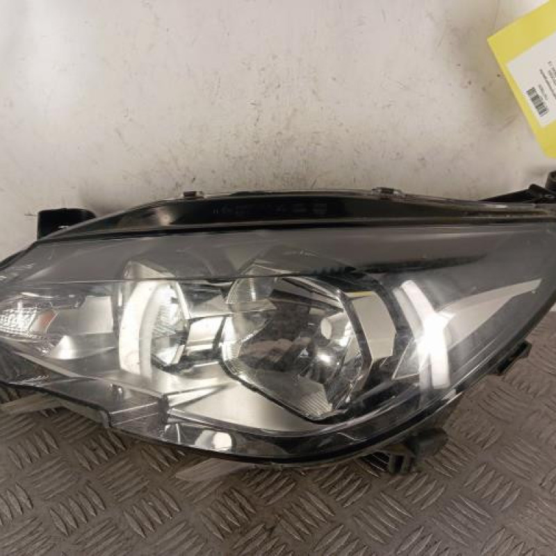 Optique avant principal gauche (feux)(phare) PEUGEOT 308 2 SW