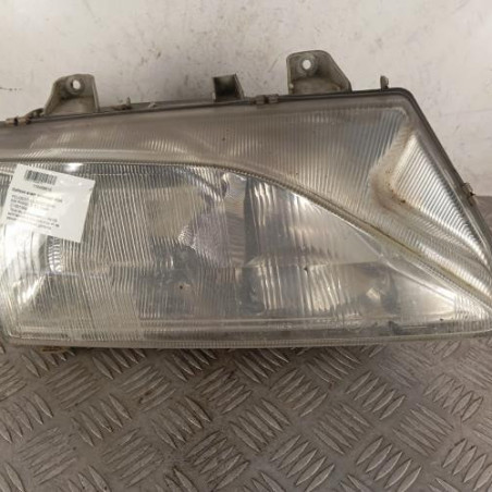 Optique avant principal droit (feux)(phare) PEUGEOT 806 Photo n°1