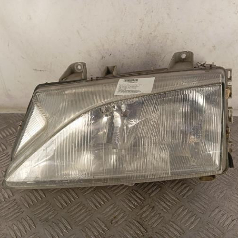 Optique avant principal gauche (feux)(phare) PEUGEOT 806