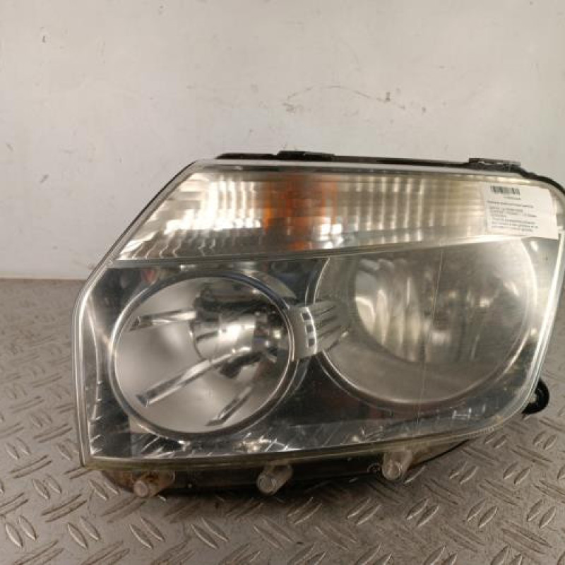 Optique avant principal gauche (feux)(phare) DACIA DUSTER 1
