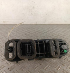 Platine feu arriere gauche DACIA DUSTER 1