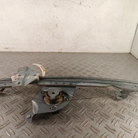 Leve vitre electrique avant droit DACIA DUSTER 1