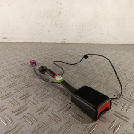 Attache ceinture avant droit FORD C-MAX 2