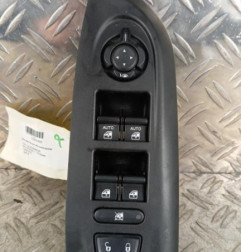 Interrupteur de leve vitre avant gauche FIAT 500X Photo n°1