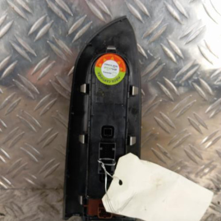 Interrupteur de leve vitre avant gauche FIAT 500X