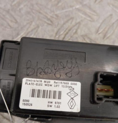 Interrupteur de leve vitre avant gauche RENAULT KADJAR Photo n°3