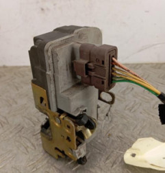 Serrure avant gauche PEUGEOT 206