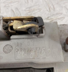 Serrure avant gauche PEUGEOT 206 Photo n°3