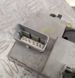 Serrure avant gauche PEUGEOT 206 Photo n°4