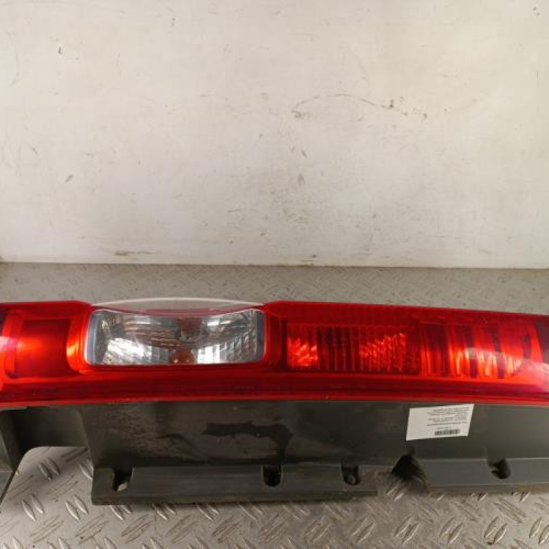 Feu arriere principal gauche (feux) RENAULT TRAFIC 2