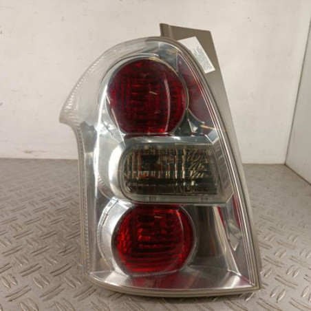 Feu arriere principal gauche (feux) TOYOTA COROLLA VERSO 2 Photo n°1