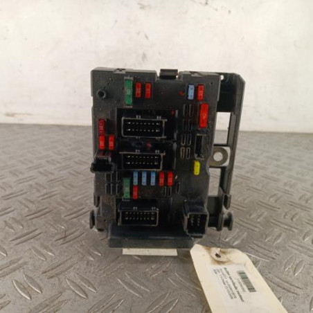 Boitier servitude moteur (BSM) PEUGEOT 206+ Photo n°1