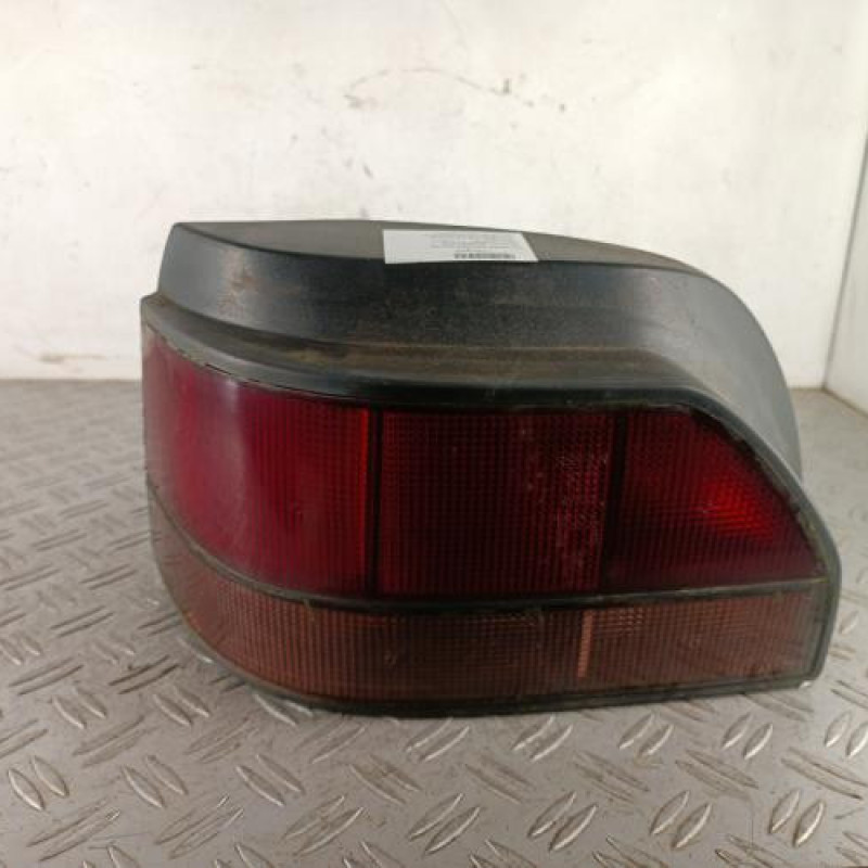 Feu arriere principal gauche (feux) RENAULT CLIO 1