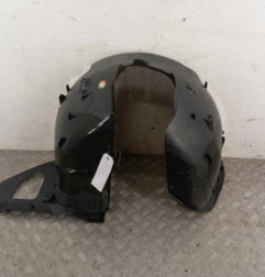 Pare boue avant droit PEUGEOT 208 1