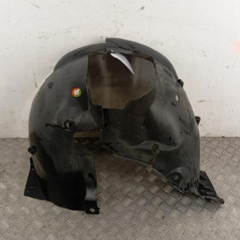 Pare boue avant droit RENAULT CLIO 3