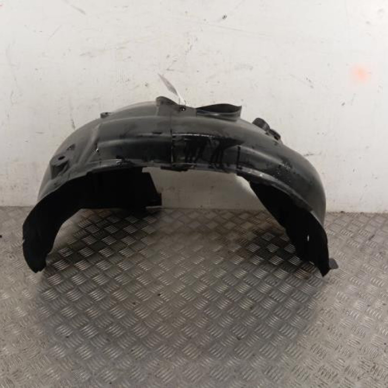 Pare boue avant gauche RENAULT CAPTUR 1