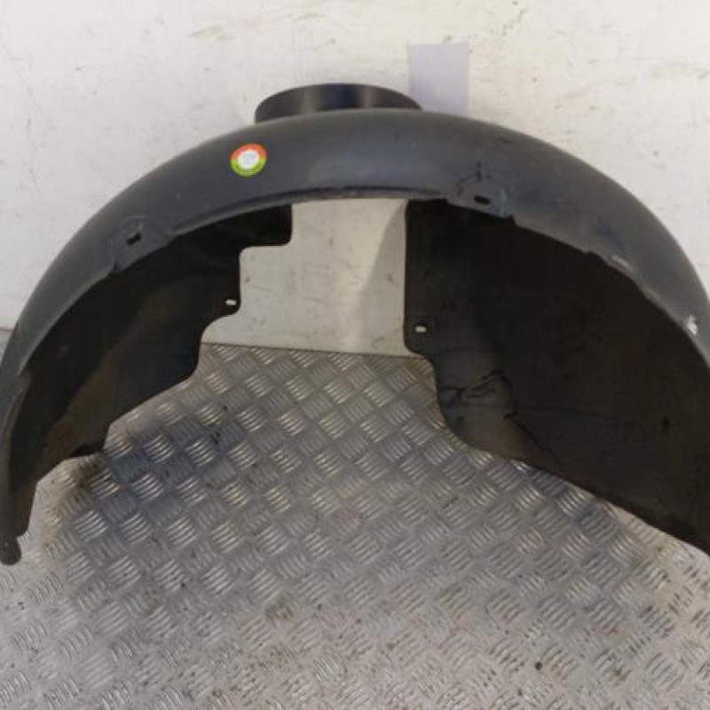 Pare boue avant droit VOLKSWAGEN UP Pare boue avant droit VOLKSWAGEN UP