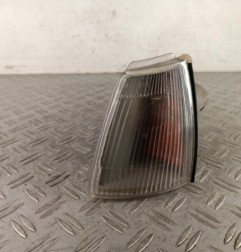 Optique avant secondaire gauche (feux)(clignotant) RENAULT CLIO 1 Photo n°1