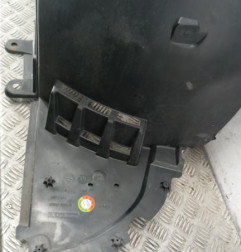 Pare boue avant gauche RENAULT KADJAR Photo n°4