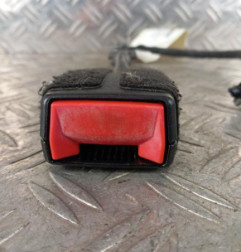 Attache ceinture avant droit FIAT 500X Photo n°1