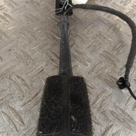 Attache ceinture avant droit FIAT 500X