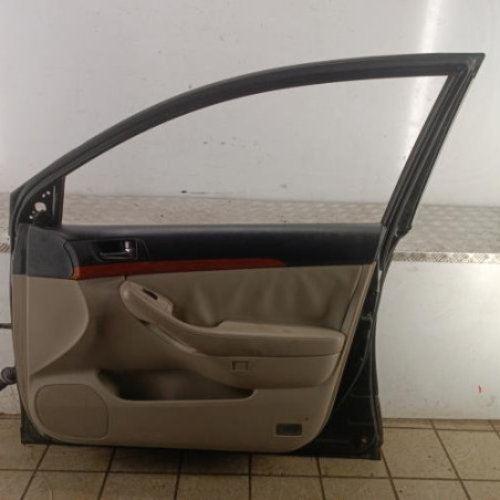 Porte avant droit TOYOTA AVENSIS 2