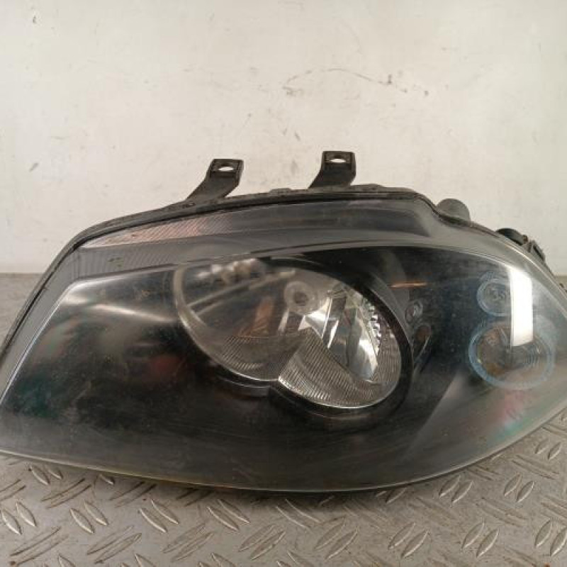 Optique avant principal gauche (feux)(phare) SEAT IBIZA 3