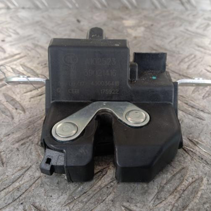 Serrure de hayon OPEL CORSA E