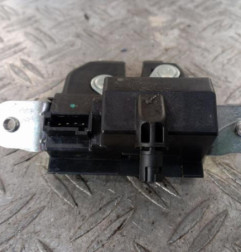 Serrure de hayon OPEL CORSA E Photo n°3