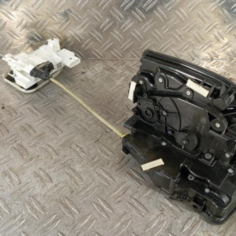 Serrure avant gauche BMW X6 F16 Serrure avant gauche BMW X6 F16