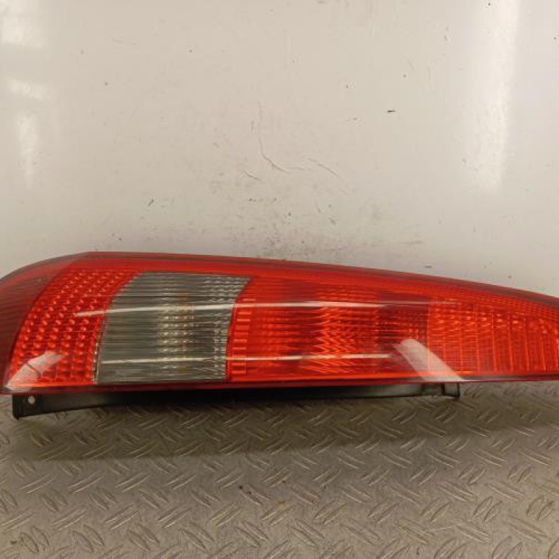 Feu arriere principal gauche (feux) FORD FIESTA 5