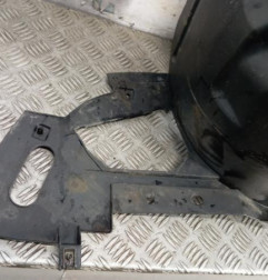 Pare boue avant droit PEUGEOT 1007 Photo n°4