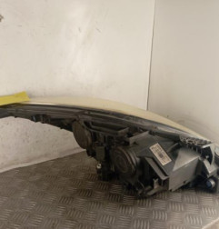 Optique avant principal gauche (feux)(phare) PEUGEOT 3008 1