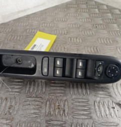 Interrupteur de leve vitre avant gauche PEUGEOT 3008 1 Photo n°1