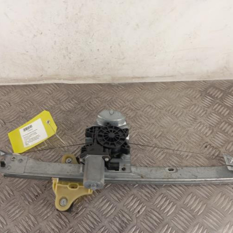 Leve vitre electrique avant gauche RENAULT CLIO 4