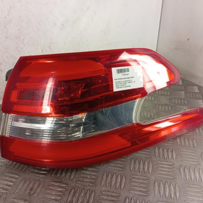 Feu arriere principal droit (feux) PEUGEOT 308 2 SW