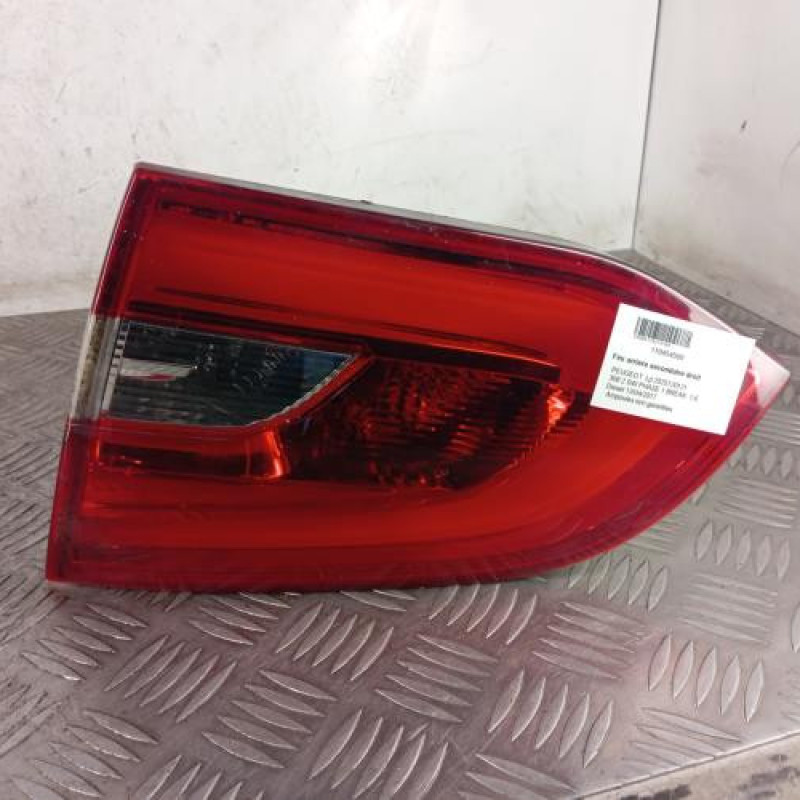 Feu arriere secondaire droit (feux) PEUGEOT 308 2 SW