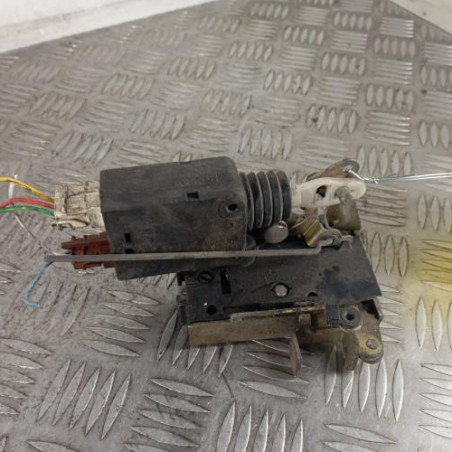 Serrure avant gauche PEUGEOT 106 Photo n°1