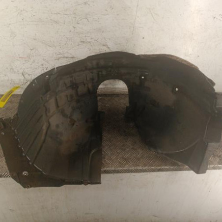 Pare boue avant gauche PEUGEOT 208 2