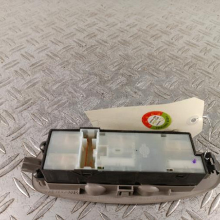 Interrupteur de leve vitre avant gauche NISSAN ALMERA TINO