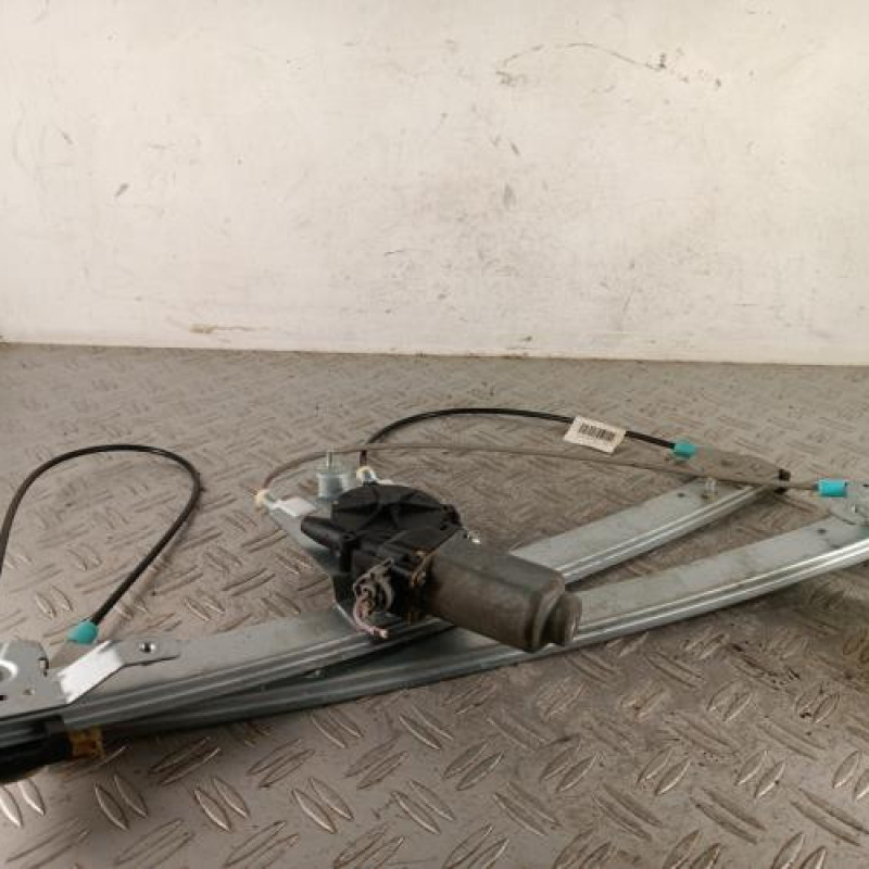 Leve vitre electrique avant droit RENAULT LAGUNA 2