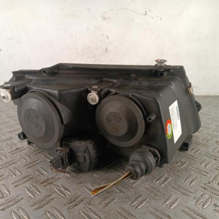Optique avant principal gauche (feux)(phare) VOLKSWAGEN PASSAT 4