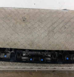 Poignee hayon FORD MONDEO 3