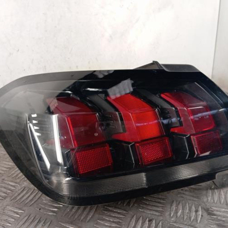 Feu arriere principal gauche (feux) PEUGEOT 208 2