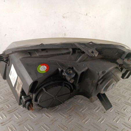 Optique avant principal droit (feux)(phare) VOLKSWAGEN POLO 4
