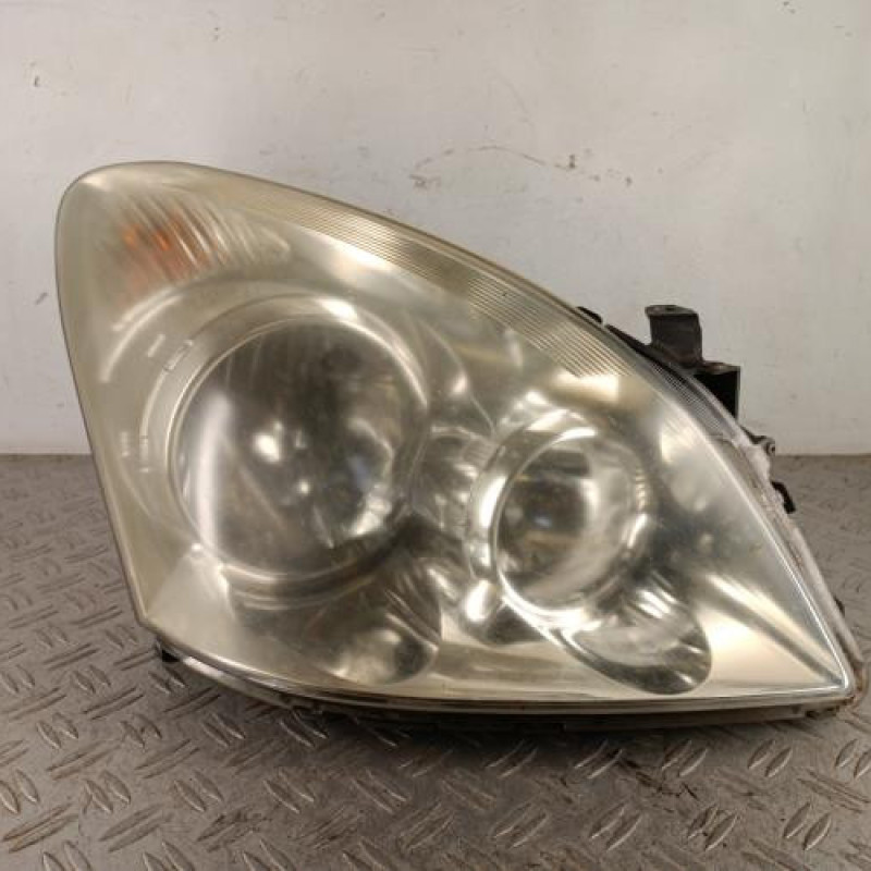 Optique avant principal droit (feux)(phare) TOYOTA COROLLA VERSO 2