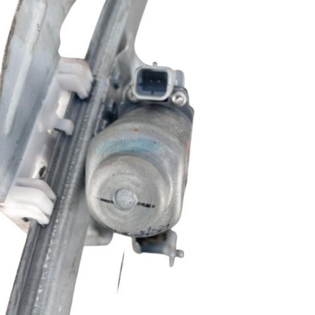 Leve vitre electrique avant gauche TOYOTA AYGO 1