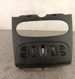 Interrupteur de leve vitre avant gauche DACIA SANDERO 2