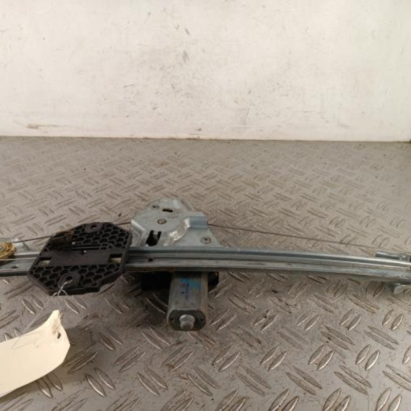 Leve vitre electrique arriere gauche DACIA SANDERO 2