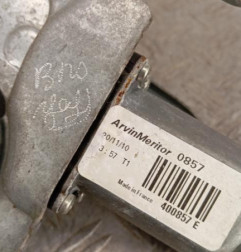 Leve vitre electrique avant droit RENAULT CLIO 3 Photo n°4